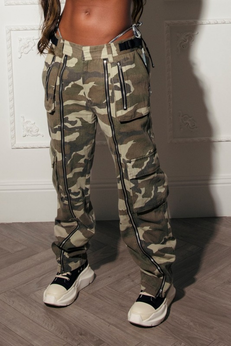 Women's Trapstar Pleated Cargo Pants Camo | USA-803215